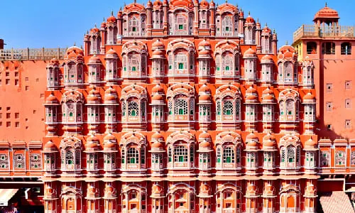 Choosing a Tempo Traveller for Delhi to Jaipur?