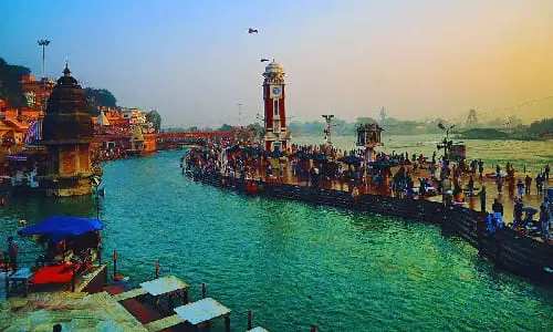 Why Choose a Delhi to Haridwar Tempo Traveller?